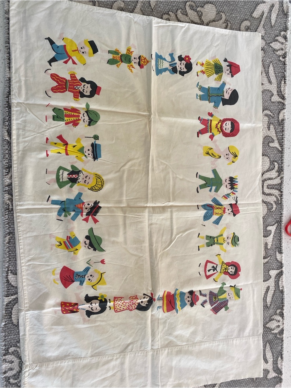 vintage Cannon pillowcase Children of the World ITS A SMALL WORLD pillowcase